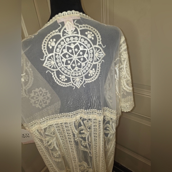 Coco & Shay Embroidered Lace Kimono Duster Swim Coverup 1x/2x - Picture 4 of 10
